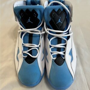 Jordan True Flight UNC University Blue White Black Mens 11.5